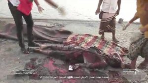 “شاهد” صور اضافية تظهر بشاعة المجزرة والجريمة المروعة للعدوان بحق المدنيين في الحديدة